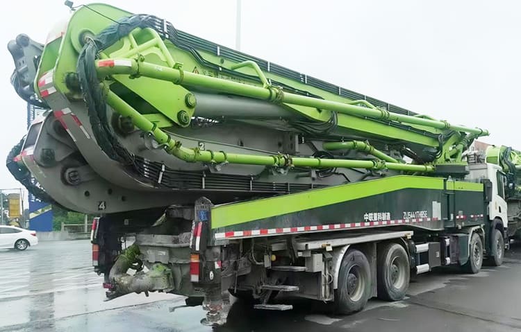 Scania Truck Chassis - 63 Meter Zoomlion Concrete Pumpers Near Me